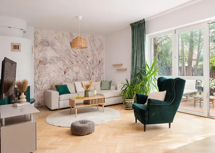 Warm & Cosy 2-store 3-br House With Fireplace, Living Room, Garden, Terrace, Balcony & Parking 30 Minutes From Centre * Varsovia