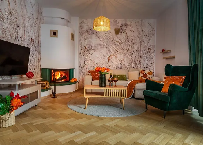 Warm & Cosy 2-store 3-br House With Fireplace, Living Room, Garden, Terrace, Balcony & Parking 30 Minutes From Centre Сasa de vacaciones