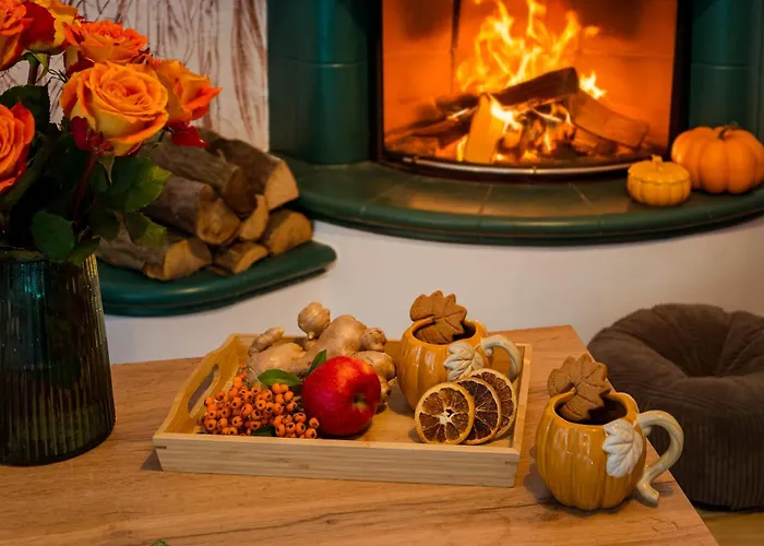 Сasa de vacaciones Warm & Cosy 2-store 3-br House With Fireplace, Living Room, Garden, Terrace, Balcony & Parking 30 Minutes From Centre *