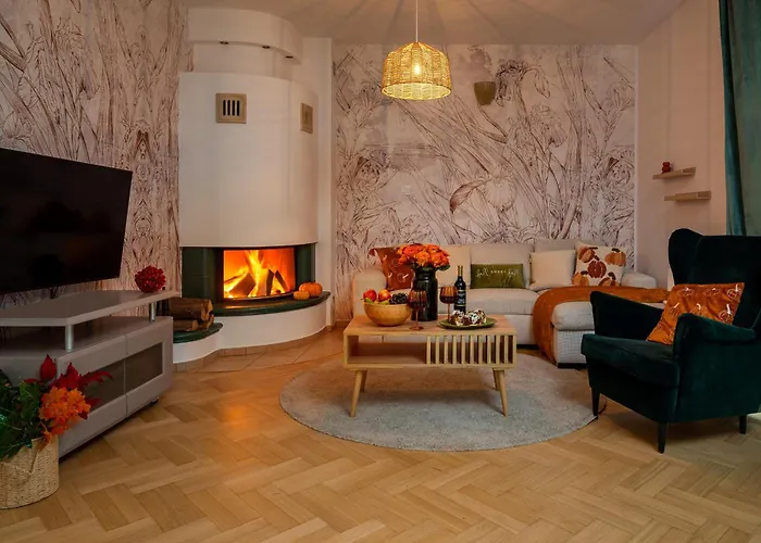 Warm & Cosy 2-store 3-br House With Fireplace, Living Room, Garden, Terrace, Balcony & Parking 30 Minutes From Centre * Varsovia