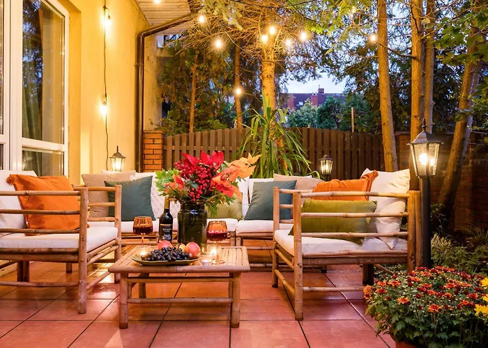 Warm & Cosy 2-store 3-br House With Fireplace, Living Room, Garden, Terrace, Balcony & Parking 30 Minutes From Centre Vakantiehuis