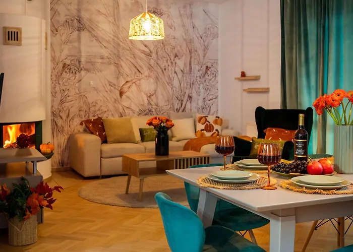 Warm & Cosy 2-store 3-br House With Fireplace, Living Room, Garden, Terrace, Balcony & Parking 30 Minutes From Centre Warschau