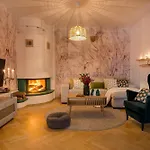 Warm & Cosy 2-store 3-br House With Fireplace, Living Room, Garden, Terrace, Balcony & Parking 30 Minutes From Centre Warszawa